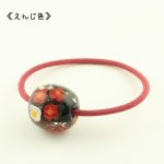 画像6: 散り椿｜赤と白のコンチェルト 凛とした美しさを映すとんぼ玉 静けさと華やかさが響く和の物語〜ヘアゴム編〜 (6)