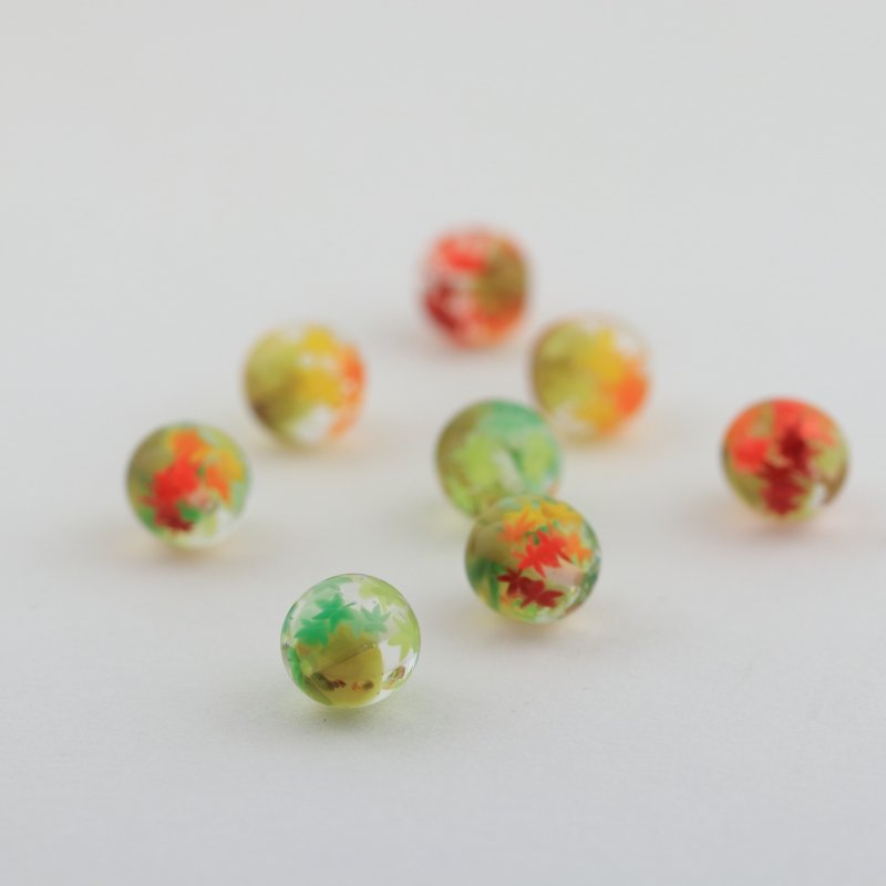 画像2: にじいろもみじ｜秋の七色グラデーションで描くミニアチュール〜小さいとんぼ玉 (2)