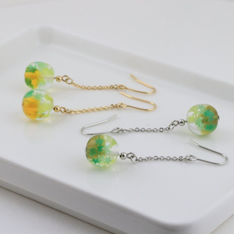 画像3: にじいろもみじ｜秋の七色グラデーションで描くミニアチュール〜チェーンピアス〜【イヤリング・ピアス変更可】 (3)