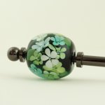 画像3: 深すぎる緑のお花のとんぼ玉かんざし(G22G11) (3)