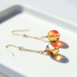 画像1: 秋色ステンドグラス　レトロモダンな大人のピアス・イヤリング【イヤリング・ピアス変更可】 (1)