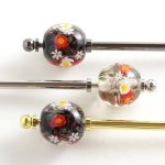 画像9: 雪椿の冬譚（コント・ディヴェール）｜凛とした静寂に舞う白赤の花を映すとんぼ玉かんざし (9)